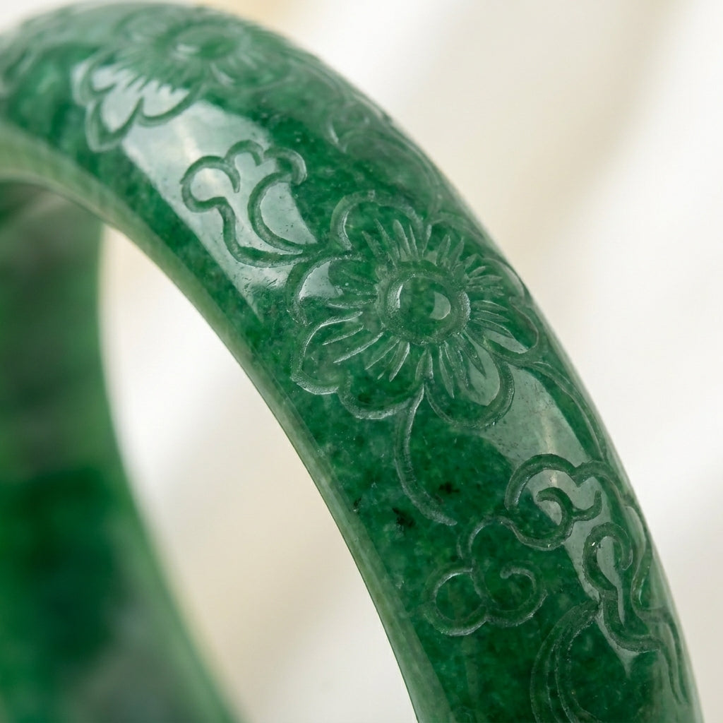 Vòng Cẩm Thạch Lục Phúc Hoa (Green Jade Bangle) — Khai Mở Tài Lộc, Dưỡng Nuôi Bình An